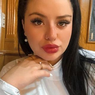 Posts of cindyhardoonn from OnlyFans .